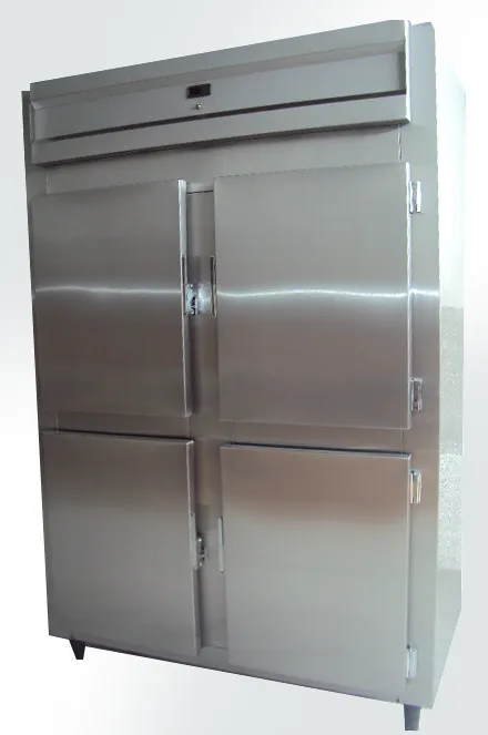Geladeira com 4 portas em aço